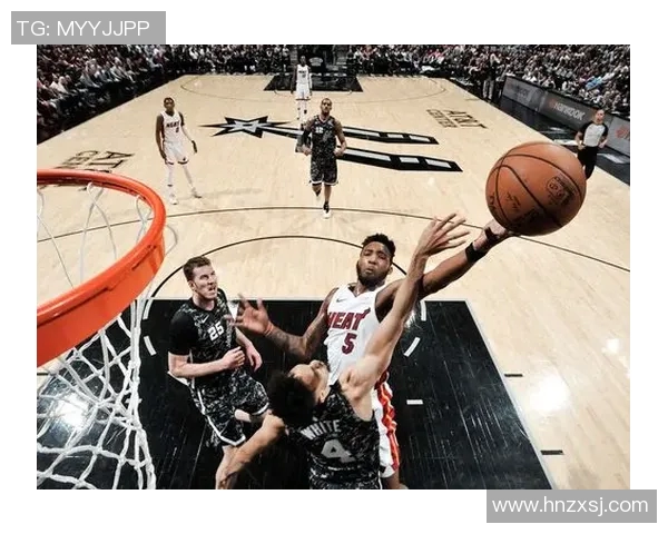 火箭队与热火队激战正酣10月19日精彩对决不容错过